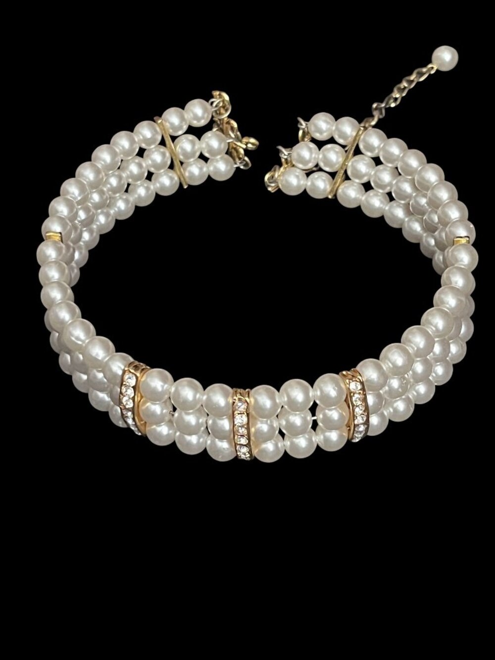 Elegant Faux Pearl Choker Necklace With Gold-Tone Rhinestone Accents & Adjustabl